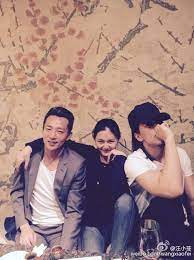 She is an actress, known for bo chi tung wah (2008), bai wan ju e (2012) and liu xing hua yuan (2001). Fun Fact You Snatched Jnb Jerry Yan And Barbie Hsu Facebook