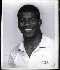 Press Photo Eric Ball American football player