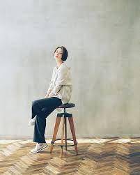 田中美保さんが語る ショートヘア の魅力とは おしゃれも暮らしも軽快に lee 田中美保 おしゃれ 軽快