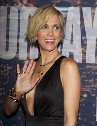 Kristin Wiig Snl40 Short Bob Hairstyles Sassy Hair Short Hair Styles