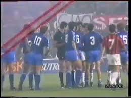 Real madrid legend admits having conversation with florentino pérez about leaked audios live soccer tv the former footballer in question became the first of those involved to have a say on the controversial tapes that gave real's main man quite a headache. Milan Real Madrid 2 0 Quarterfinal 1989 90 Video Dailymotion