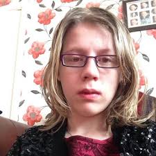 Clarice Upton's Instagram, Twitter & Facebook