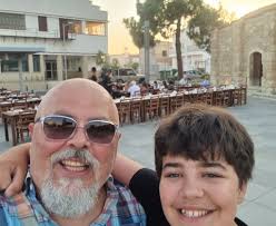 Hi guys! I'm looking for one local Greek Cypriot and one Turkish Cypriot  who have lived in Cyprus their whole life and are willing to take part in a  zoom conversation for