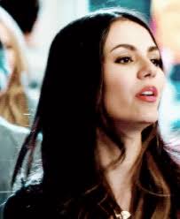 tumblr_n2j5tri98H1rids08o2_250.gif (245×300)