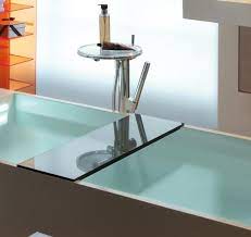 Badewannen allerdings lassen sich mit einer badewannenfaltwand im handumdrehen zu einer vollwertigen dusche umfunktionieren. Laufen Ablage Kartell By Laufen 750x250x15 Fur Badewanne Kristallklar 38533 2 3853320840001 Fur 144 67