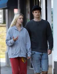 Unfortunately for fans, anya barely ever shares snaps with romantic others on social media. Anya Taylor Joy And Ben Seed Out In London 05 04 2020 Hawtcelebs