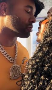 Mike's relationships with Melisa and Sunny