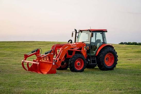 Kubota M5-111 Tractor