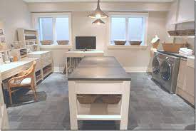 Laundry craft room combo design 17. Best Laundry Sewing Room I Ve Seen I D Put A Lock On The Door And It Would Be All Mine No Kids No Husband M Laundry Craft Rooms Craft Room Office