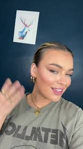 Sheena Herman's Instagram, Twitter & Facebook