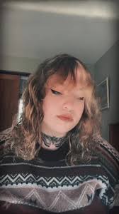 This is a little welcome video to my second account. Feel free to follow my  main account @🐷Gucci🍕 #poetry