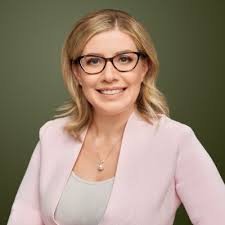 This week Phillips Family Law celebrated the admission as legal  practitioners of two of our own, Sian Coleman and Chanarn Bryant.