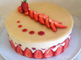 Tort Cu Capsuni Si Martipan Le Fraisier Sweets Love Cake Cake