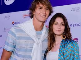 That relationship, however, didn't last very long, lasting 12 months after which they weren't spotted with each other anymore. Who Is Alexander Zverev S Ex Girlfriend Brenda Patea Essentiallysports