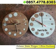 Cari produk hiasan dinding lainnya di tokopedia. Pin Oleh Jam Dinding Kayu Foto Sendiri Di Istanajamdindingkayu Blogspot Com Dinding Kayu Jam Dinding Kayu
