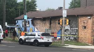 Police in toledo said the large mural honoring. E C2n0tprthbym