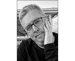 Ryan Riddell's Instagram, Twitter & Facebook