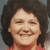 Lynn Lail's Instagram, Twitter & Facebook