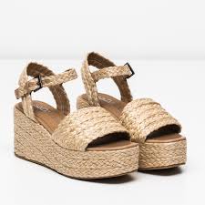 Résultat de recherche d'images pour "natural rafia"