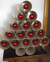 Sapin De Noel A Faire Soi Meme Avec Des Rouleaux Papier Decoration Noel Deco Noel Et Idee Deco Noel