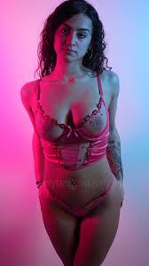 TW Pornstars - 1 pic. Riley :3. Twitter. can @JORIYUM be ur valentine ? 💖.  8:35 PM - 14 Feb 2023