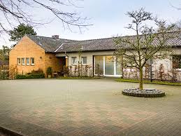 Luntenbecker Hohe Springmause