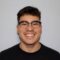 2600+ perfiles de «Azabache»