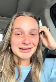 Millennial hates working eight to five jobs