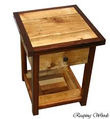 Beautiful Two Tone Reclaimed Antique Barn Red Cedar End Table Etsy Diy Wood Projects Furniture Wood Furniture Diy Cedar Table