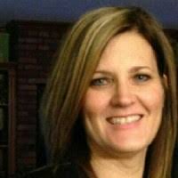 50+ perfiles de «Rebecca Helm»