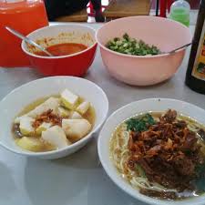 Bahkan, di setiap daerah, ada mie ayam khas yang menjadi ikon daerah tersebut. Mie Ayam Baso Bang Adi Kutoarjo Now Closed Cipayung East Jakarta Jakarta