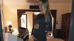 Suchst du nach reus marco? Marco Reus Freundin Scarlett Der Babybauch Ist Endlich Da Promiflash De