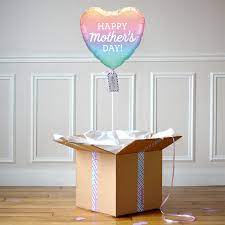 Nous vous donnons un coup de main avec nos idées cadeaux et nos deals fête des mères, valables jusqu'au 9 mai inclus ! Ballon Cadeau Fete Des Meres Livraison D Un Ballon Gonfle A Helium