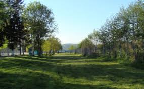 Peste 7338 oferte de cazare! Cucortu Ro Camping Laguna Albastra
