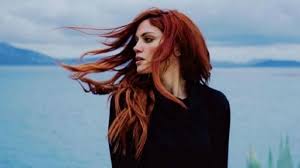 Ακούστε το από την μαίρη συνατσάκη που έκανε ένα από τα πιο καλά πολιτικά video που έχω δει. H Mairh Synatsakh Apokalypse Me Posoys Andres Exei Paei Vid To10 Gr