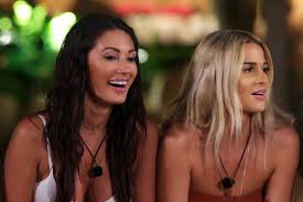 They thought they were going to be on a show full of the hottest people from around the world, which they were. Too Hot To Handle Rhonda Says The Cast Has A Group Chat That Francesca And Haley Aren T In