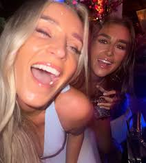 We've been too much in our little wedding bubble to even post any pictures!  The best honeymoon in Barbados with my gorge sexy hubby 🥰