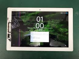 Xperia Z4 Tablet Sony So 05g 画面割れ修理 Smartfix Labo