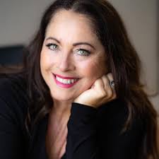 Managing Expectations: AS RECOMMENDED ON BBC RADIO 4. 'Vital, heartfelt and  surprising' Graham Norton eBook : Driver, Minnie: Amazon.co.uk: Kindle Store