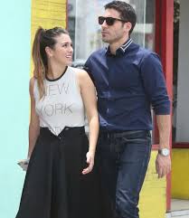 Surf, boxeo y footing a diario. Pin En Couples