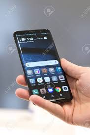 Huawei Mate RS Porsche Design ...