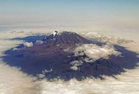 el kilimanjaro la web sobre la montana mas alta de africa monte kilimanjaro volcanes selvas tropicales