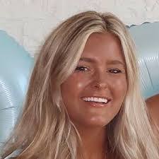 Madison May's Instagram, Twitter & Facebook