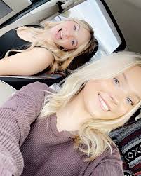 Hi I'm Emily!! I'm from Greenville, NC. I am committed to ECU and am  majoring in nursing! I may continue to go to med school after that to be a  doctor/ surgeon,