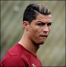Cristiano Ronaldo Hairstyles 2015 Isimli Yaziya Geri Don Tam Boyutlu Ronaldo Cristiano Ronaldo Fifa