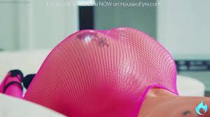 Twerknado Little Russian Maniac Anna Chambers takes Jay Romeros dick and  gets that cum outta there! - XNXX.COM