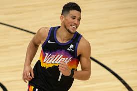 Similar to discussions that have arisen regarding the splash brothers, fans are extremely curious as to what is devin booker's. Was Devin Booker An All Star Snub By Breaking The Glass Sportsraid Medium