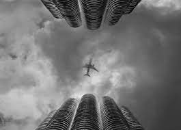 Ubah gambar menjadi outline dengan menggunakan filter photocopy. Fotografer Ini Jago Banget Bikin Foto Hitam Putih Di Instagram Keren Dan Harus Kamu Follow