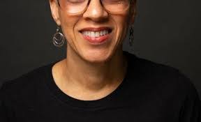 Candice Lundy's Instagram, Twitter & Facebook