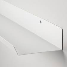 Malmback Bilderleiste Weiss 60 Cm Ikea Osterreich Display Shelves Display Shelves Ikea Diy Display Shelf